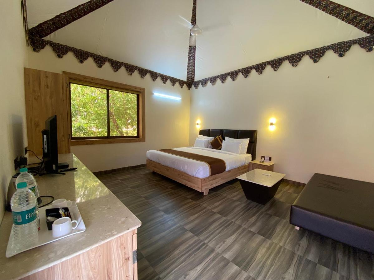 City The Village Beach Resort Laeja Exterior foto